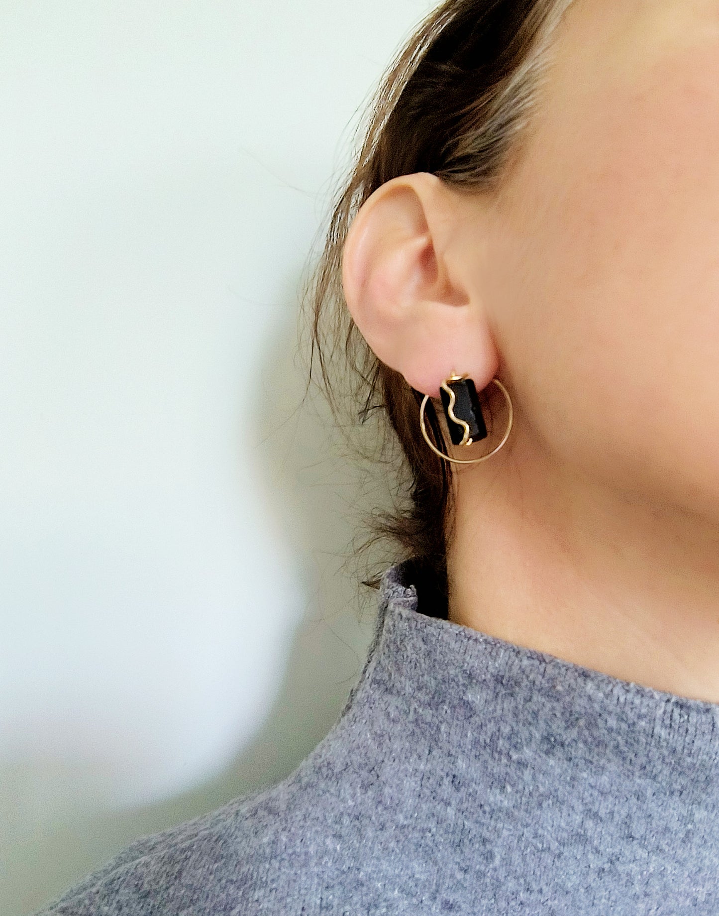 Boucles d'oreilles architecturales tourmaline noire
